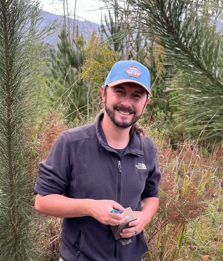 <span style="font-weight: bold;">Dr Rob Davis&nbsp;</span>