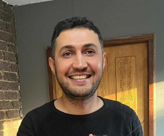 <span style="font-weight: bold;">Dr Firas Hayder&nbsp;</span>